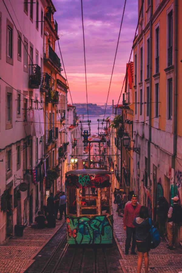 Stay In A Boat - Lisboa Exterior foto